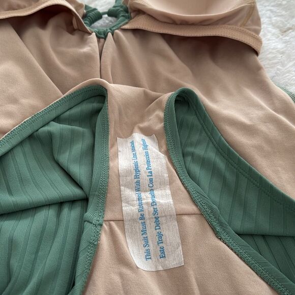 Kona Sol NEW With Tags One piece Green Swimsuit - Picture 4 of 5